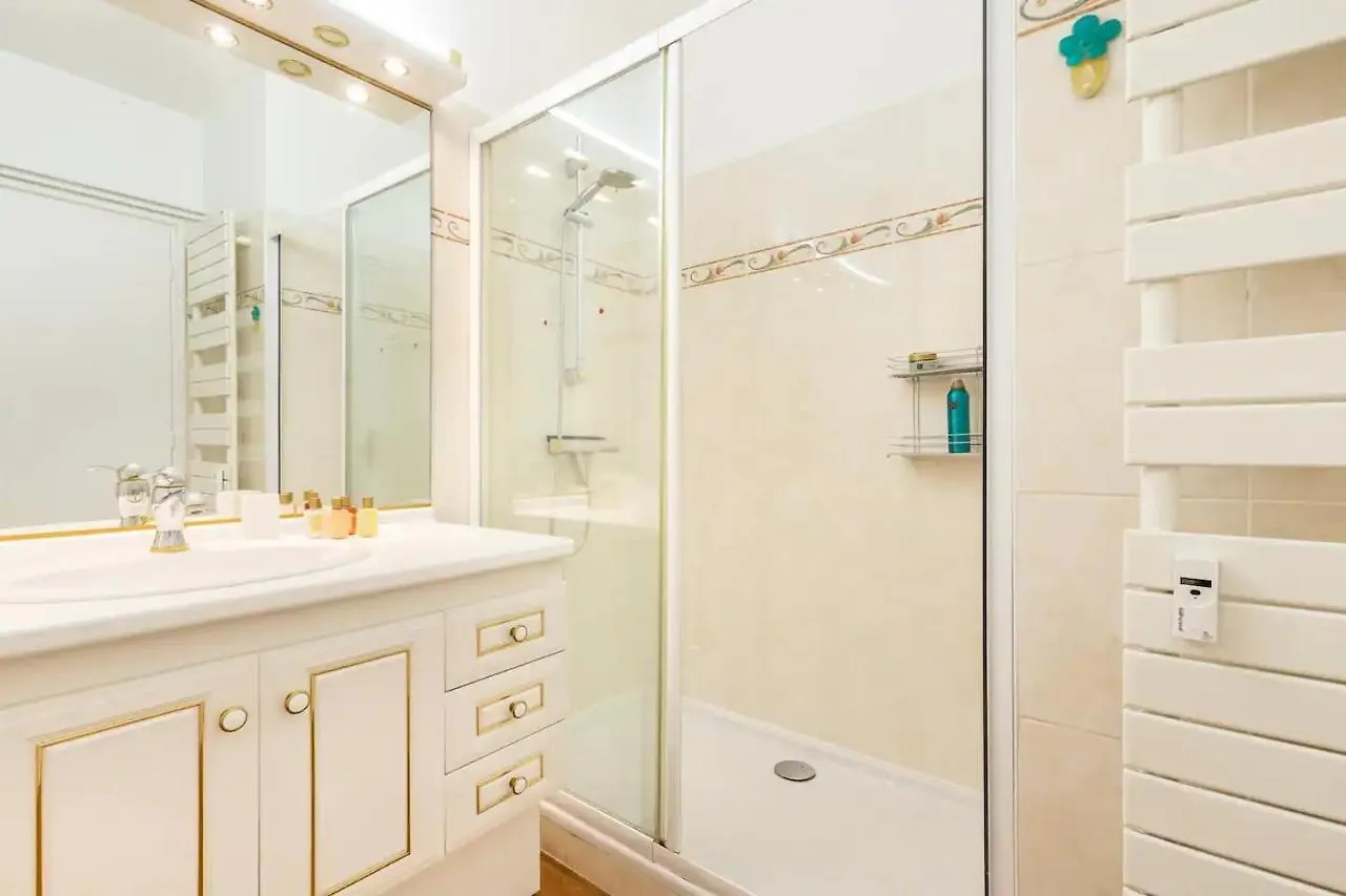 Apartamento Eat - Sleep - Wander Chic And Cosy Flat Niza Francia