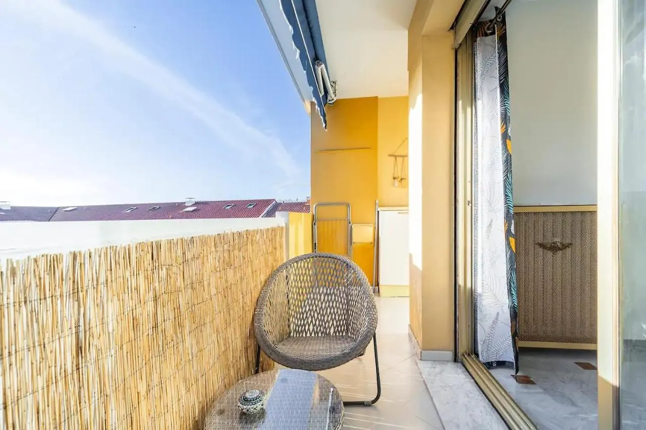 Apartamento Eat - Sleep - Wander Chic And Cosy Flat Niza 0*,  Francia